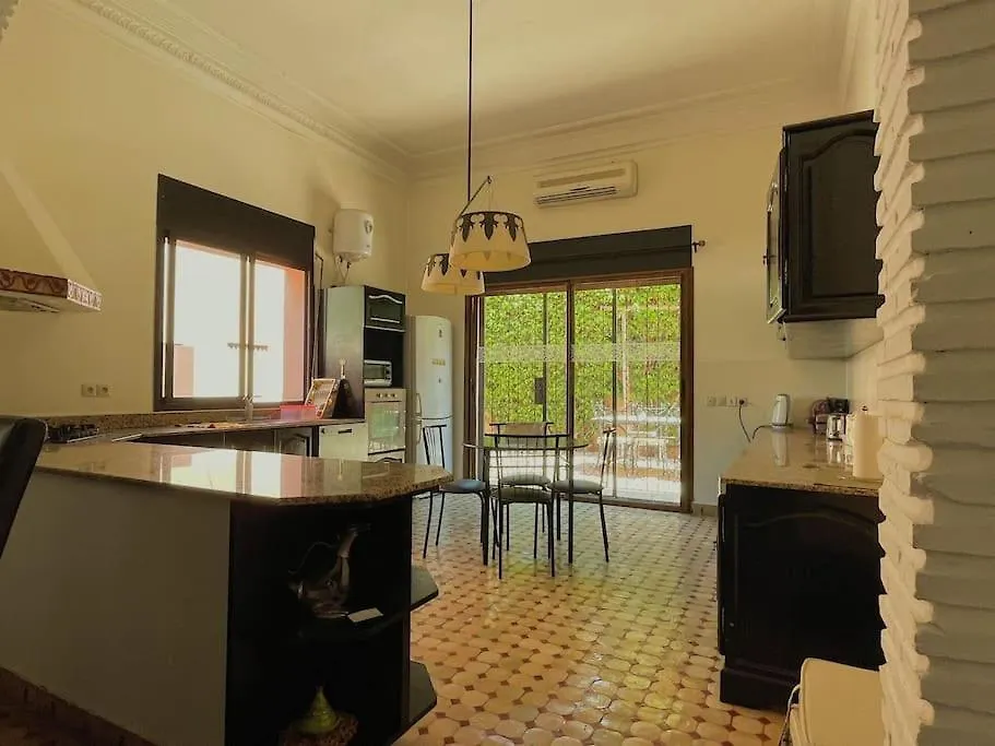 Villa 5 Chambres En Pleine Ville Marrakesh