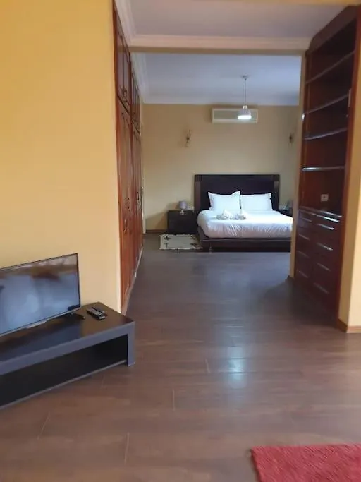 Villa 5 Chambres En Pleine Ville Marrakesh