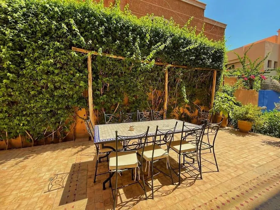 Villa 5 Chambres En Pleine Ville Marrakesh